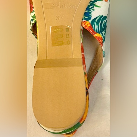 NWB Matiko Lori Sling-Back Shoes in Hawaiian Print, Pointed Toes, 6.5 US (37 EU) - Picture 8 of 13
